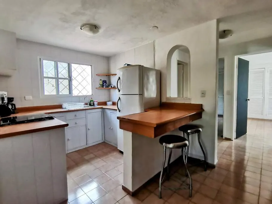 3 Bedrooms Queen Beds Appartement / Bonampak Ave. Канкун 0*,  Мексика