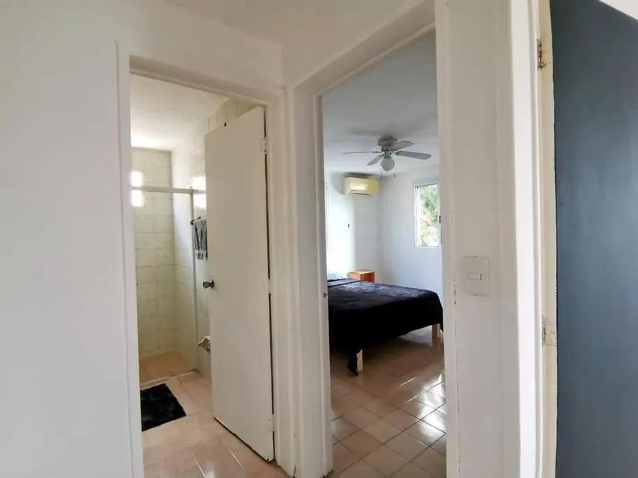 Apartment 3 Bedrooms Queen Beds Appartement / Bonampak Ave. Cancun Mexico