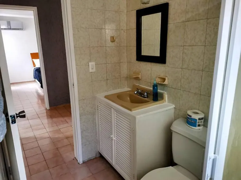 Apartment 3 Bedrooms Queen Beds Appartement / Bonampak Ave. Cancun
